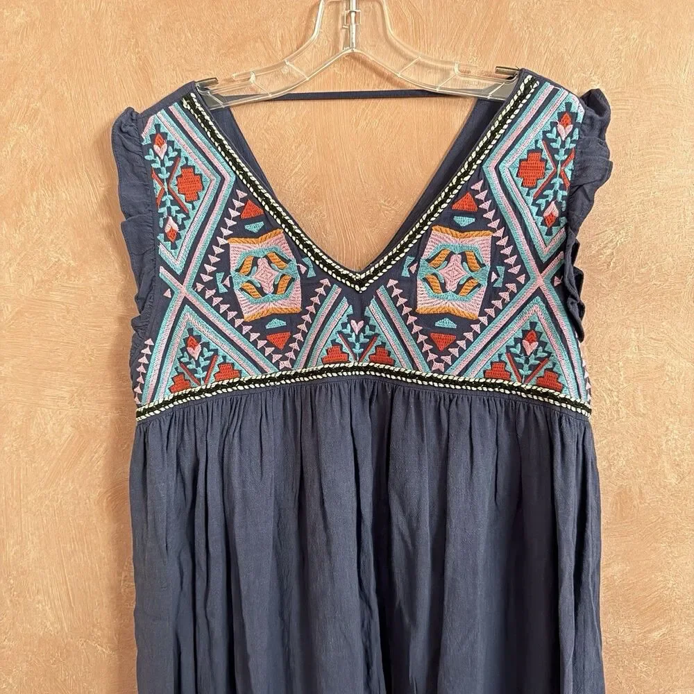 THML Boho Embroidered Flutter Sleeve Tunic Top Navy Blue Floral Size Medium - Picture 2 of 7